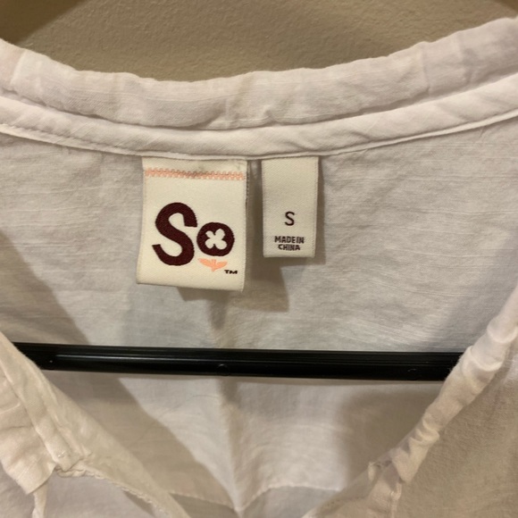 Light summer top - Picture 2 of 4